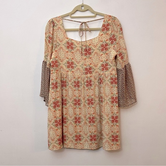 Umgee Boho Printed Lightweight Empire Waist Bell Sleeve Tunic Mini Dress size S - Picture 2 of 9